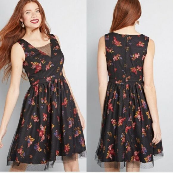 NWOT Modcloth Delightful Sight Black Floral Dress - Picture 1 of 8